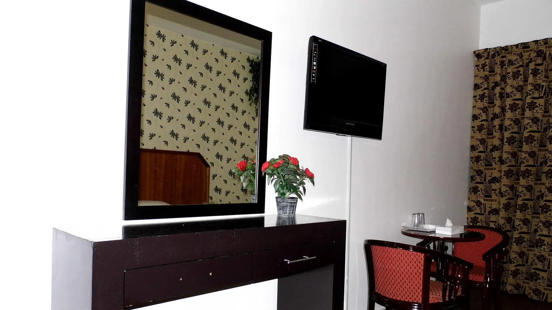 ** Hotel apartamentowy Al Zahabiya Hotel Apartments Dubaj Zjednoczone Emiraty Arabskie